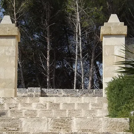 مزرعة للإقامة Masseria Caliani