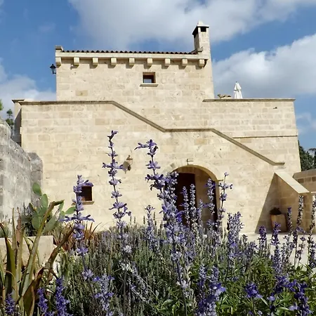 Masseria Caliani مزرعة للإقامة