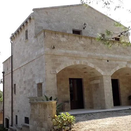 Masseria Caliani مزرعة للإقامة بورغوني