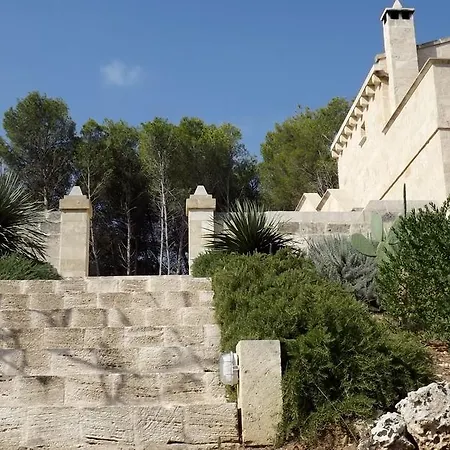 Masseria Caliani مزرعة للإقامة بورغوني