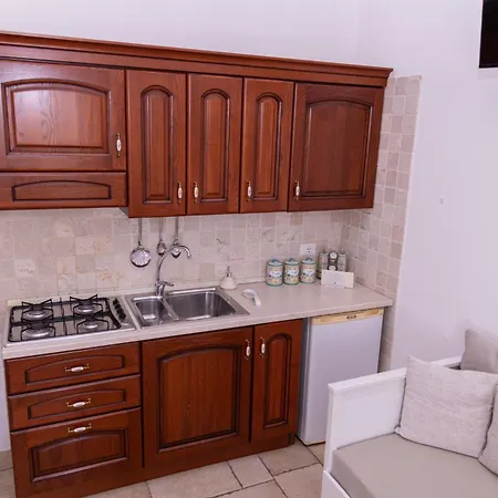 مزرعة للإقامة Masseria Caliani بورغوني