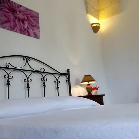 Masseria Caliani بورغوني