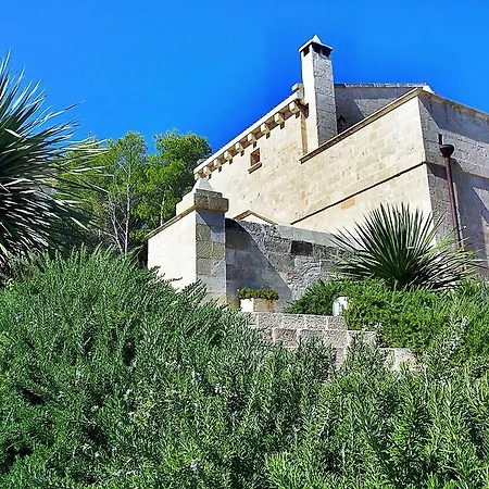 مزرعة للإقامة Masseria Caliani بورغوني